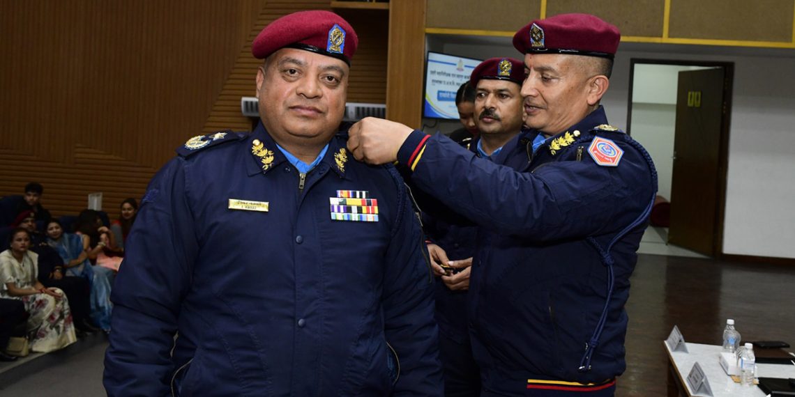 एआईजीमा बढुवा भएका कार्कीसहित डिआईजीद्वय अधिकारी र चौधरीलाई दर्ज्यानी चिन्ह