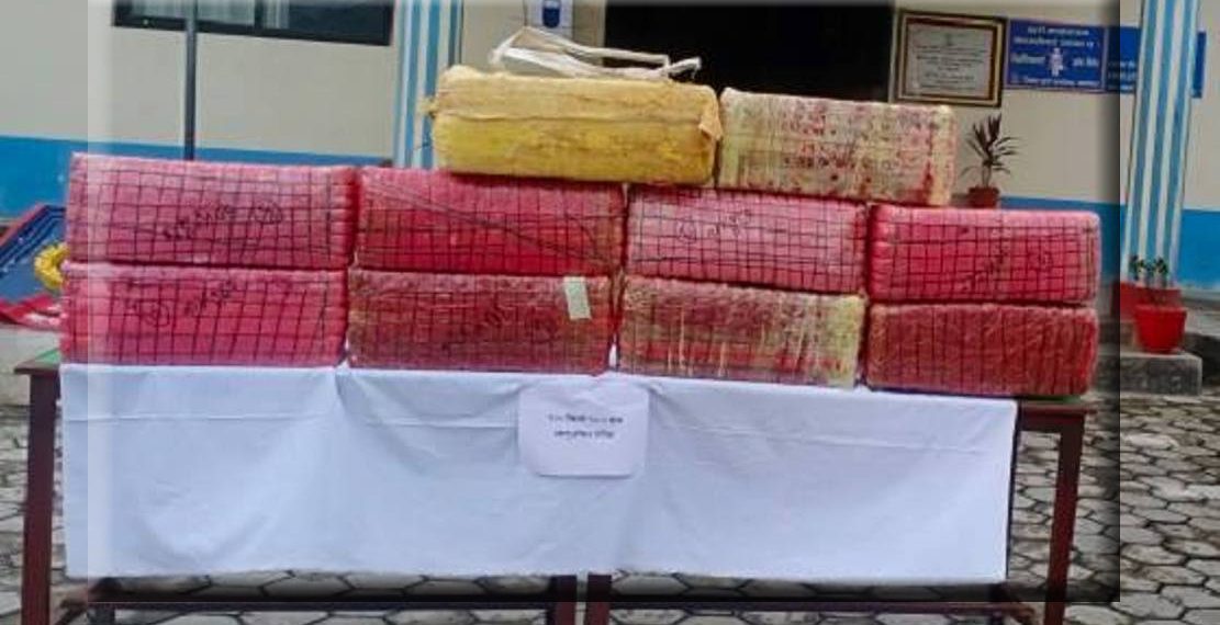 एम्बुलेन्सबाट ५१ किलो गाँजा बरामद