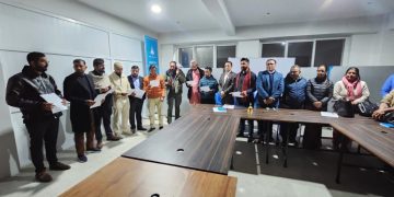 रास्वपा केन्द्रीय समितिमा थपिए बालेनसहित यी २६, लामिछानेले खुवाए सपथग्रहण