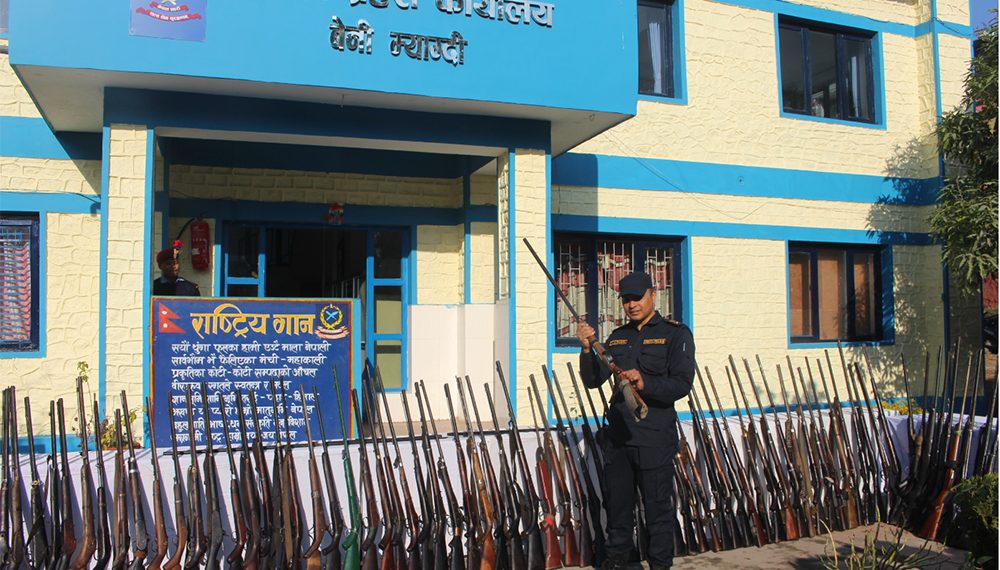 म्याग्दीमा एक सय पन्ध्र थान बन्दुक बरामद