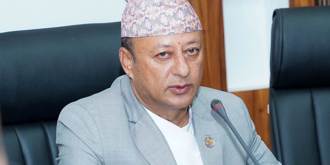 कांग्रेस नेता एवं पूर्वमन्त्री खड्का पक्राउ