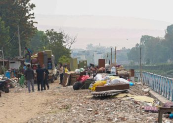 आज थापाथली र गैरीगाउँको सुकुम्बासी बस्ती भत्काइँदै